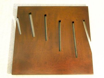 Serie Escletxes XV, 50 x 50 x 1 cms. Ferro 2005._w600_h450